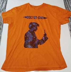 Dr. Who T shirt by Teepublic size Large